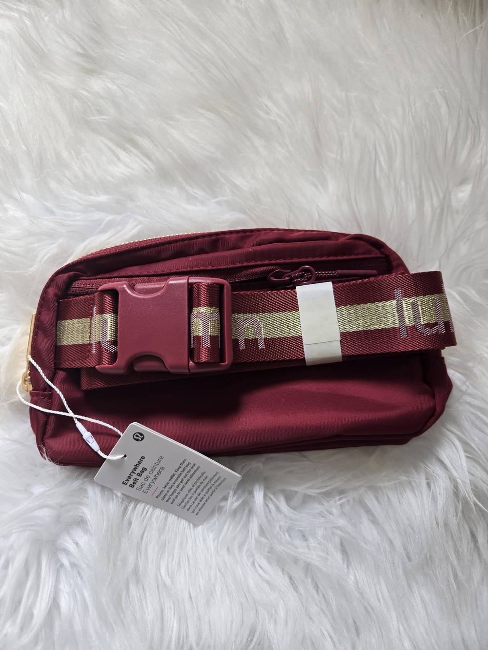 lululemon Everywhere Belt Bag 1 Burgundy